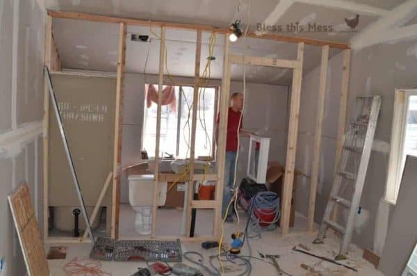 house-remodeling-adding-master-bathroom-to-room-1024x678