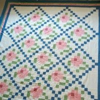 Mosaic Rose Quilt Top