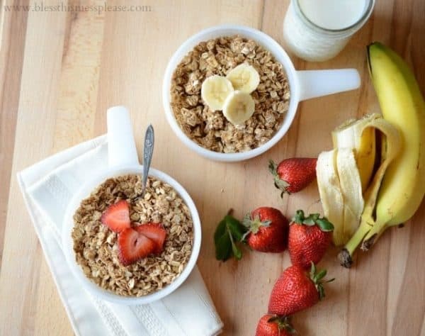 clean and healthy granola, oat honey cinnamon granola