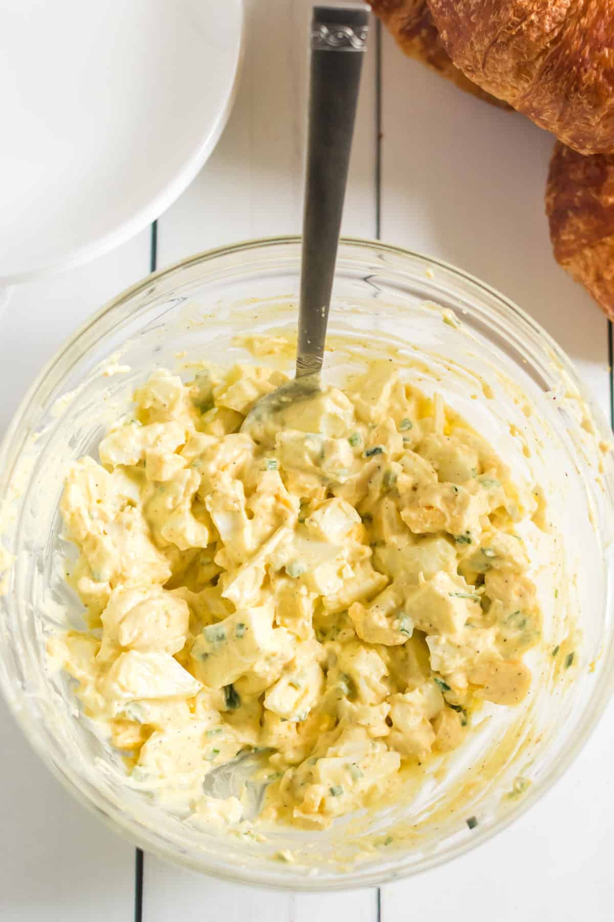 Instant Pot Egg Salad is one of the greatest kitchen hacks I think I've encountered -- delicious and flavorful egg salad with chives, mayo, mustard, and celery salt, and it DOESN'T require you to peel eggs!