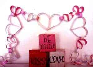 How to: Heart Paper Chain