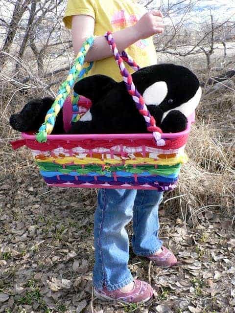 homemade fabric basket, no sew Easter basket, basket making turorial