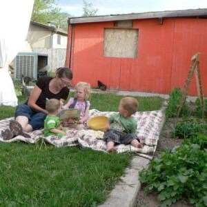 kiddos and mom
