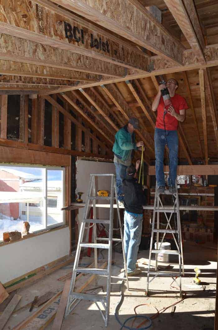 how to vault a ceiling, home repair on a budget, DIY ceiling vaulting