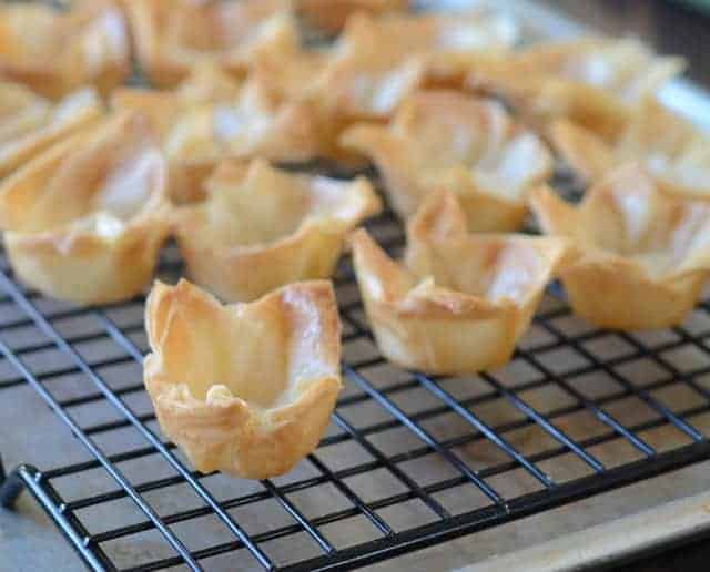 mini phyllo cups