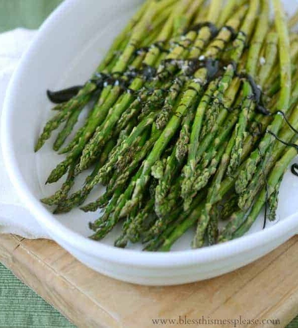 If you're wondering how to cook asparagus you'll love this simple recipe for classic roasted asparagus. Big on flavor and easy on prep!