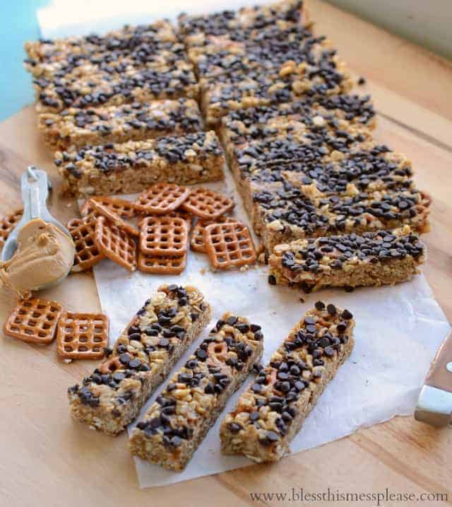 chocolate pretzel granola bars