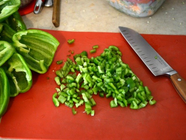 How to save green peppers, the best and easiest way from www.blessthismessplease.com