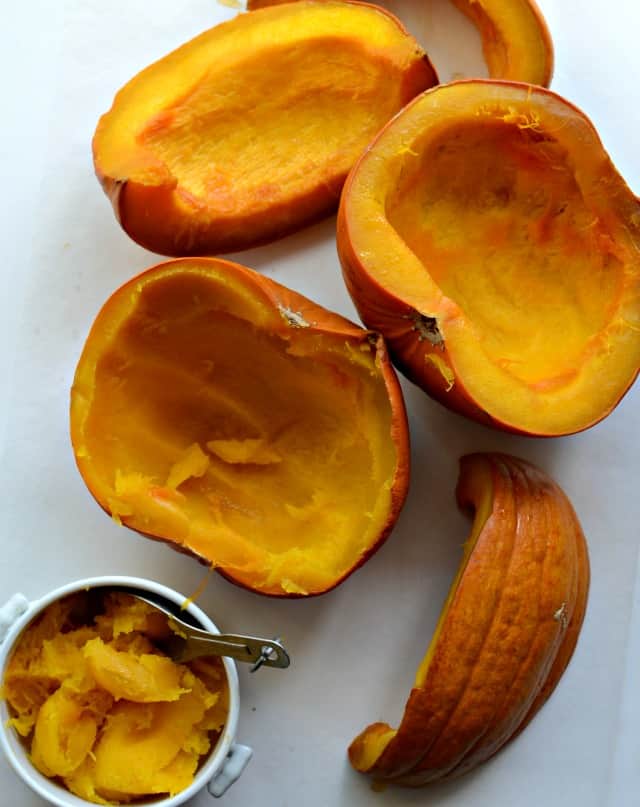 The best and easiest way to cook a pumpkin - tasty and cheaper than normal canned pumpkin!