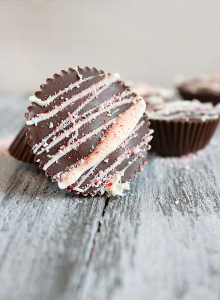 thin mint oreo cups on a wooden background