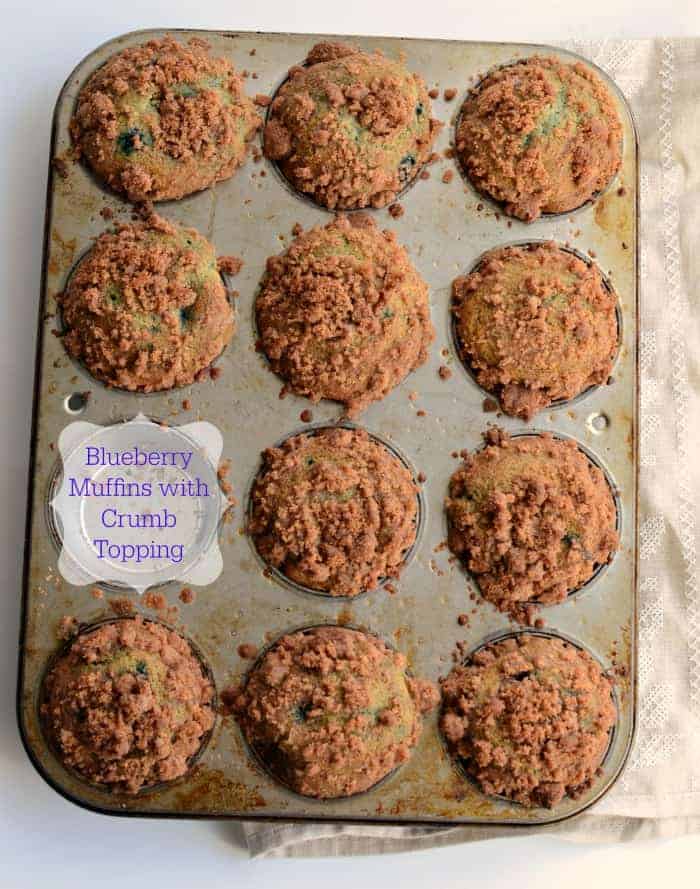 Perfect Blueberry Muffins with Crumb Topping Perfect Blueberry Muffins with Crumb Topping