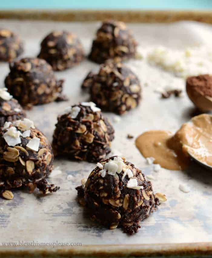 These no-bake chocolate coconut cookies will satisfy your sweet tooth & are kid approved too! Made with a irresistible combination of cocoa, coconut & peanut butter with a touch of vanilla. You have to try these!