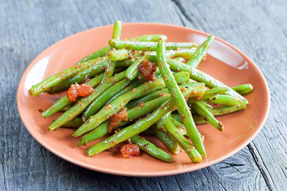 Skillet Green Beans - Jo Cooks