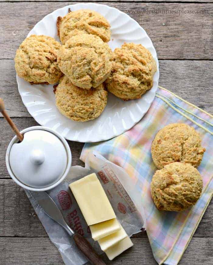 Maple Cornmeal Biscuits the perfect mix between cornbread and biscuits that only takes 5 minutes to stir together!