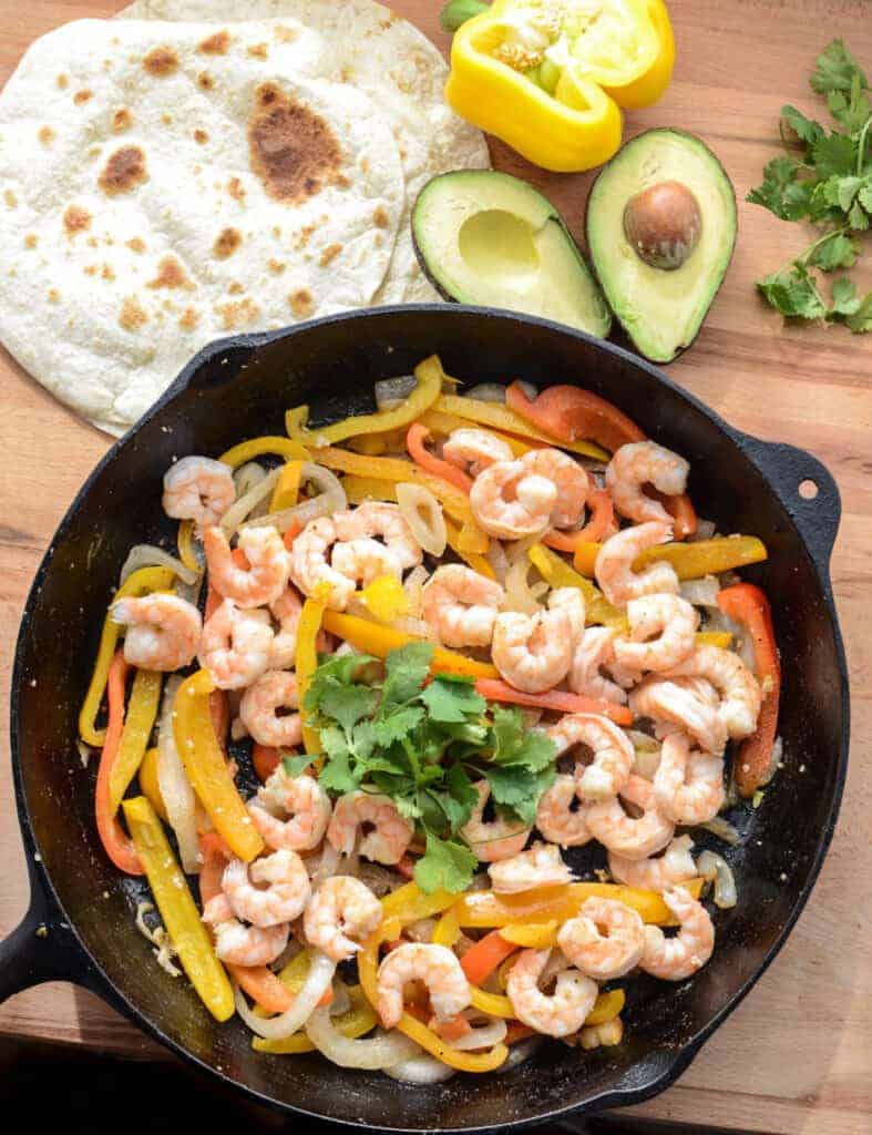 Simple Shrimp Fajita Recipe the whole family will love, done in 20 minutes!