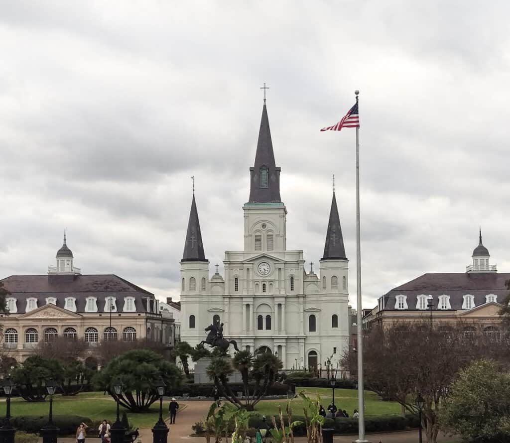 My New Orleans Travel Guide. All the places we ate, things we explored, and activities we did and would recommend to you!