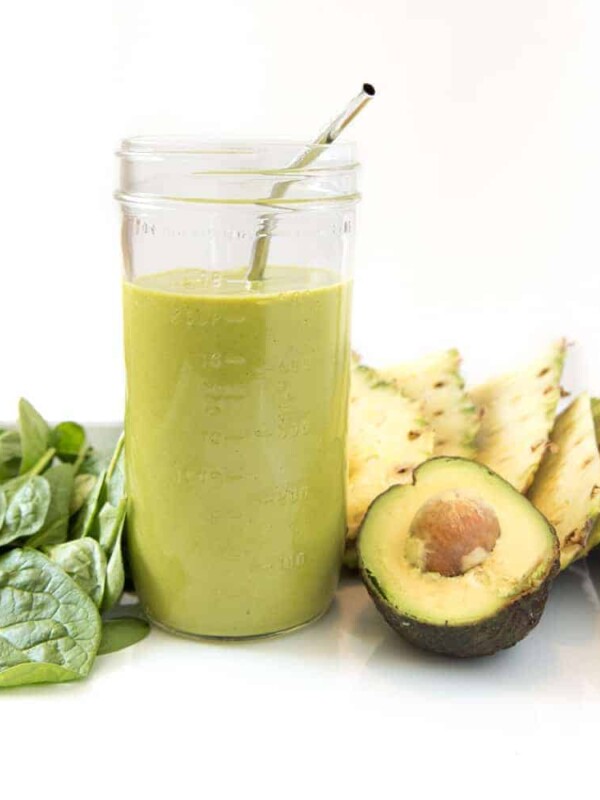 The best workout recovery smoothie to help reduce inflammation, build muscle, and feel your best! And the best part? This recovery smoothie is delicious!
