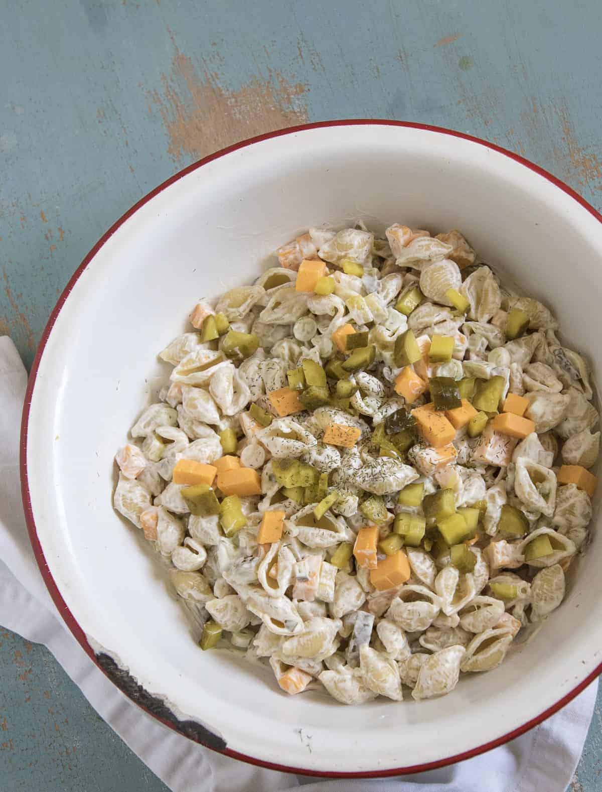 8 of my favorite pasta salad recipes plus tips and tricks on making the best pasta salad ever. BLT, Asian, Italian, Pesto, and more!