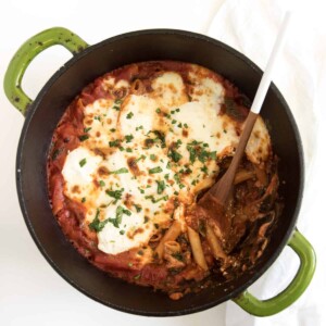 The best cheesy One Pot Baked Ziti recipe with sausage.
