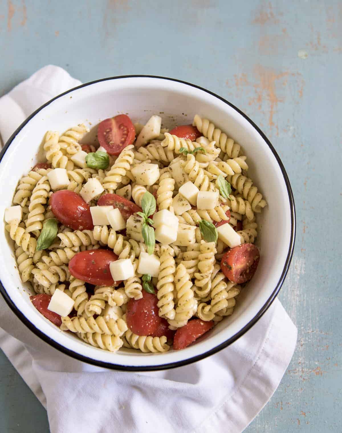 8 of my favorite pasta salad recipes plus tips and tricks on making the best pasta salad ever. BLT, Asian, Italian, Pesto, and more!