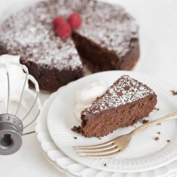 3 Ingredient Flourless Chocolate Torte Recipe
