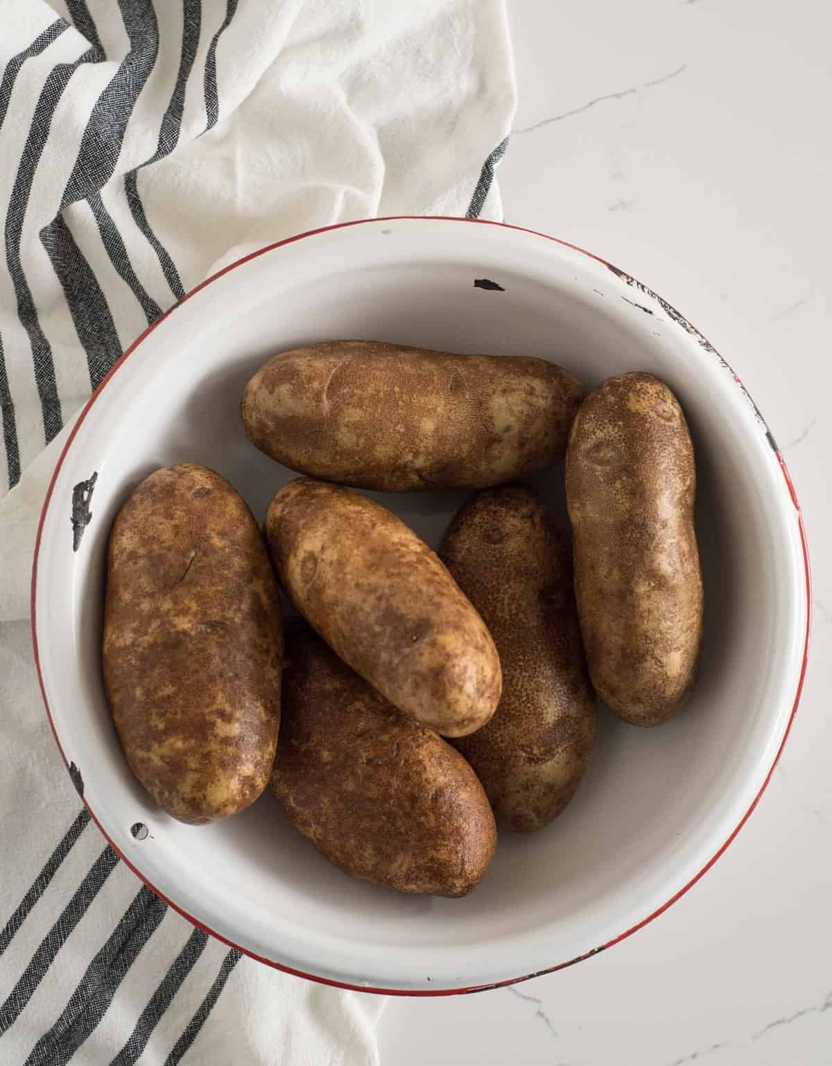 Directions on how to cook potatoes in the oven including oven temperatures, times, and how to do it with and without foil.