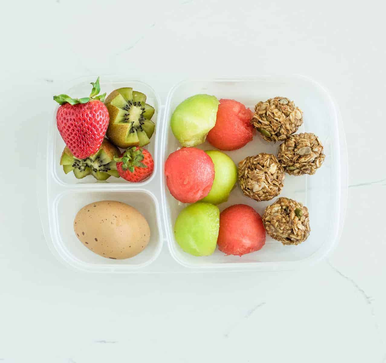 Image of No Bake Muesli Bites in a Lunch Box