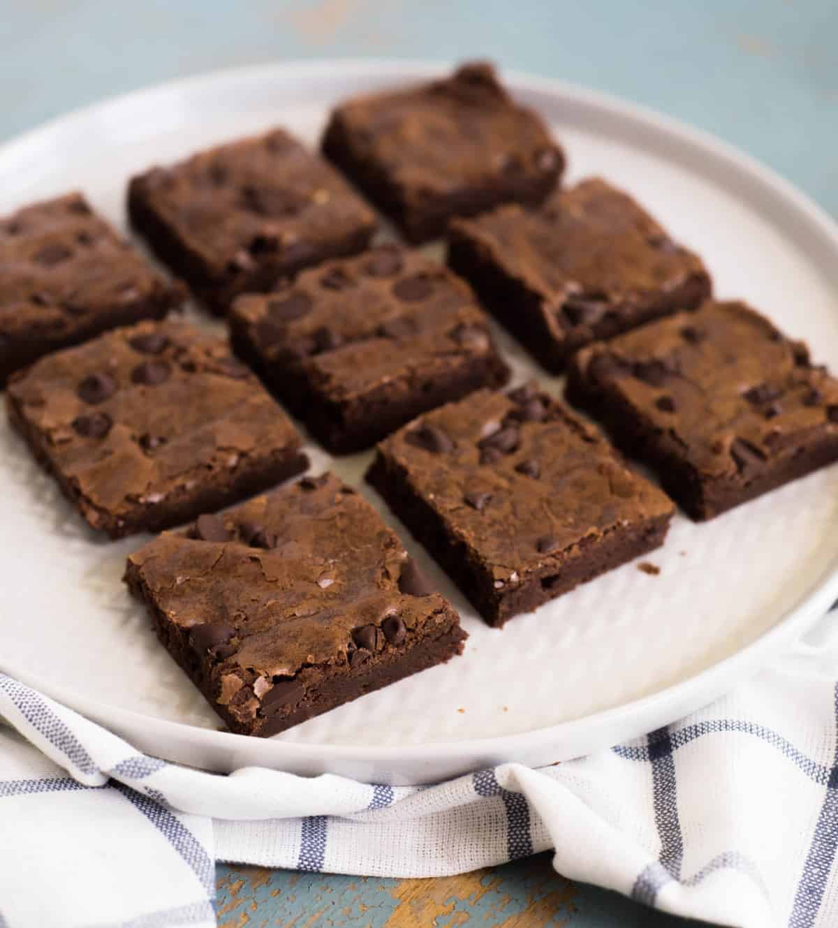 plate for 9 brownies.