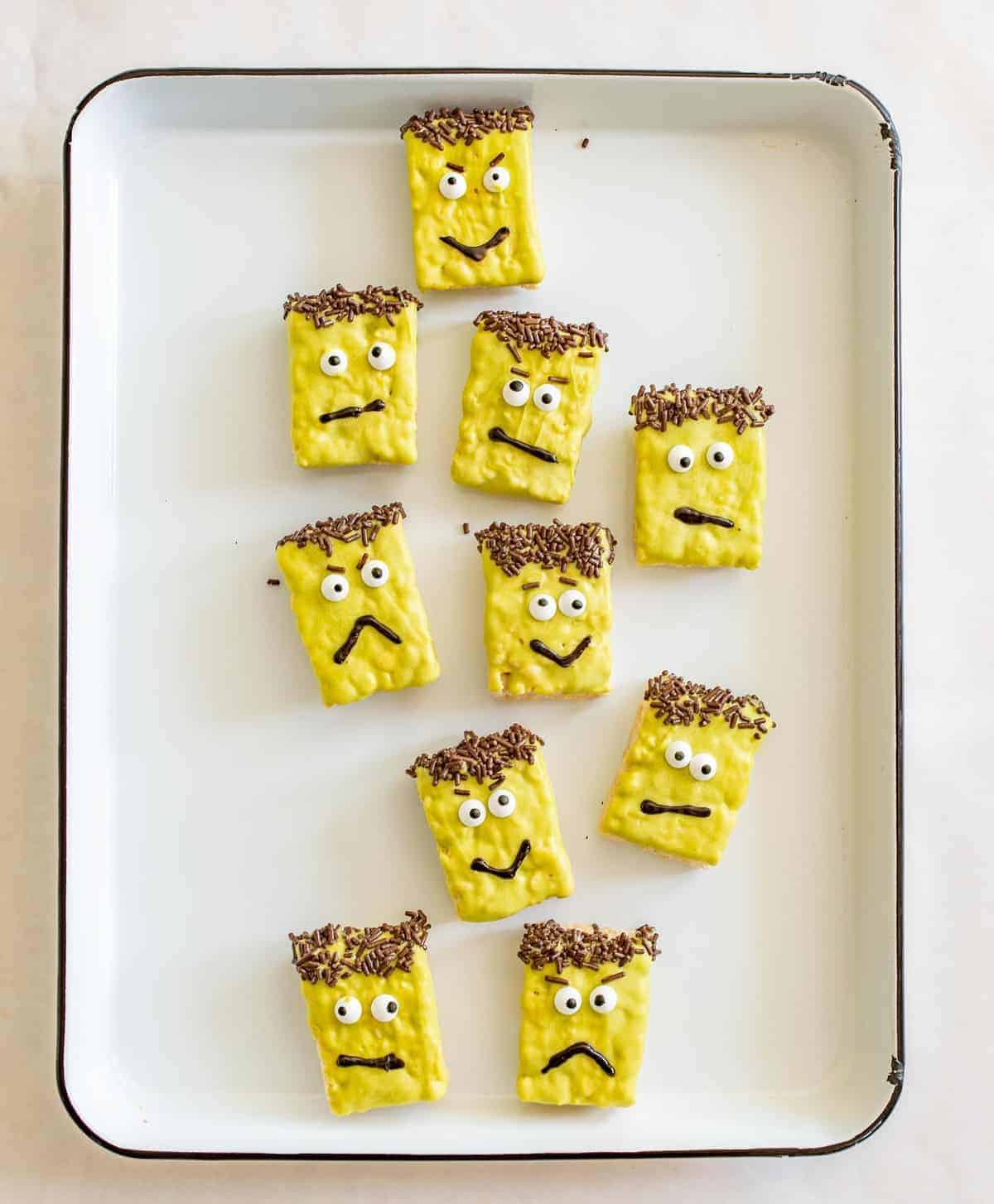 5 fast, easy, kid-friendly, no-bake Halloween treats that are so easy to make your kids could do it on their own. 