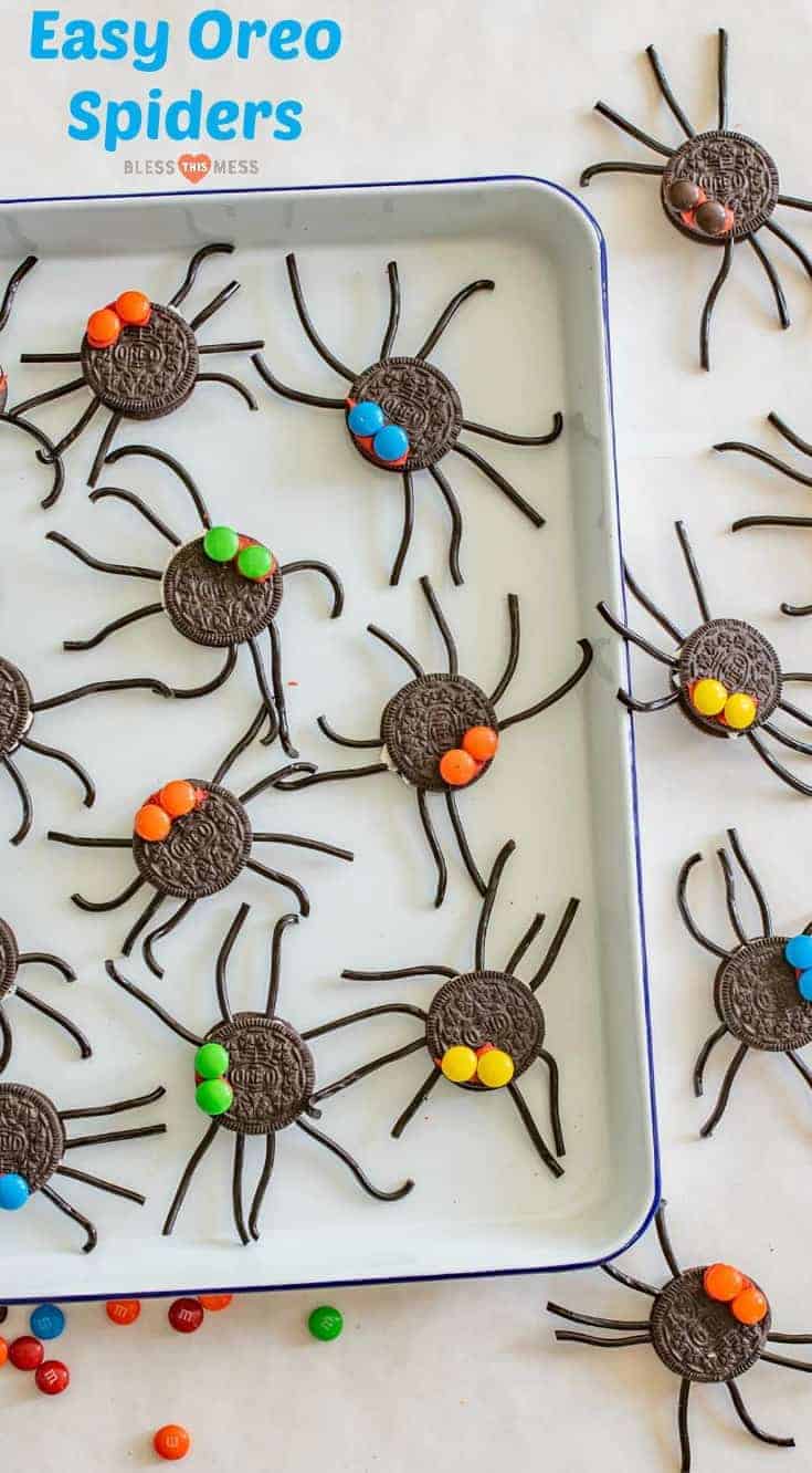 Easy Oreo Spider Halloween Snacks are made with cookies, licorice, and chocolate candies and make the perfect edible craft project. 