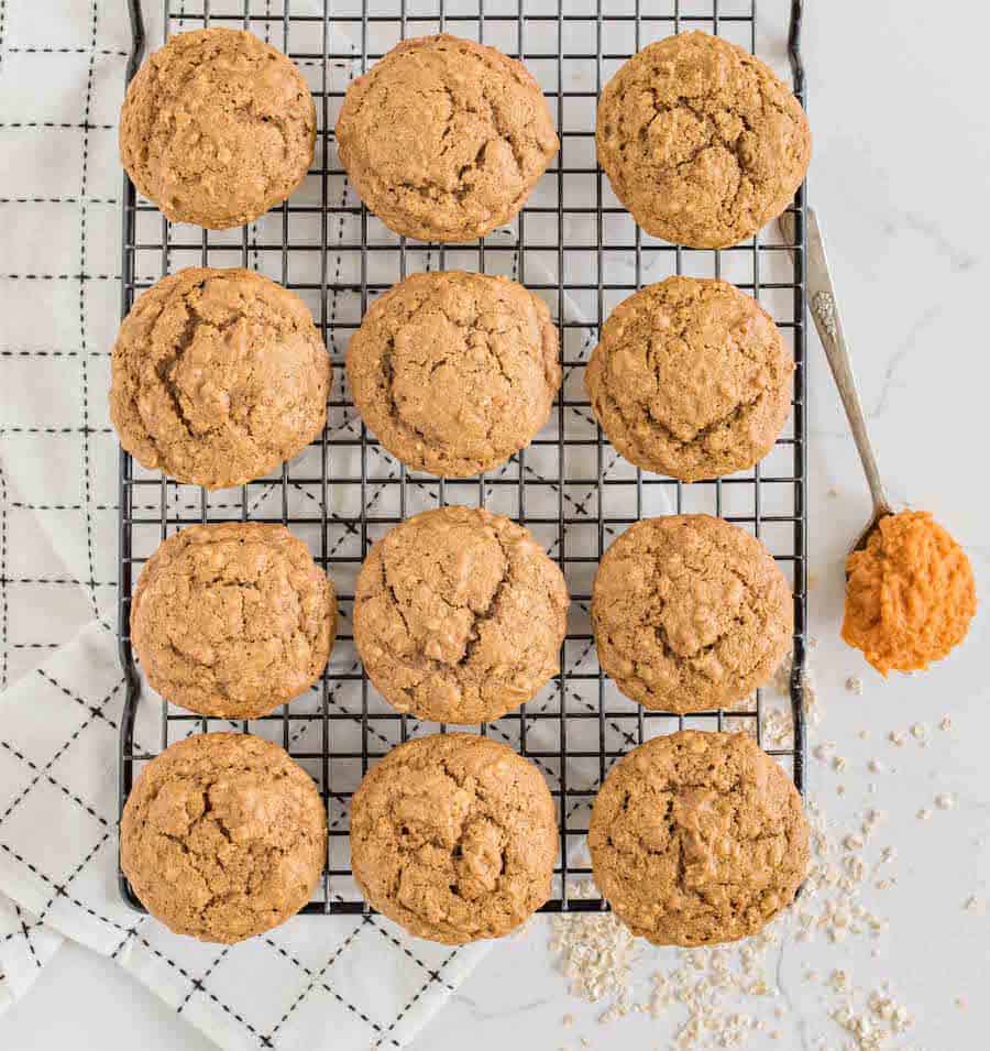 One Bowl Pumpkin Muffins | Healthy Oatmeal Pumpkin Muffins Recipe