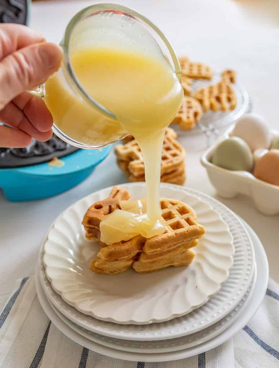 Simple buttermilk syrup made with butter, sugar, buttermilk, baking soda, and vanilla to make a simple sweet syrup that is perfect with waffles or pancakes.