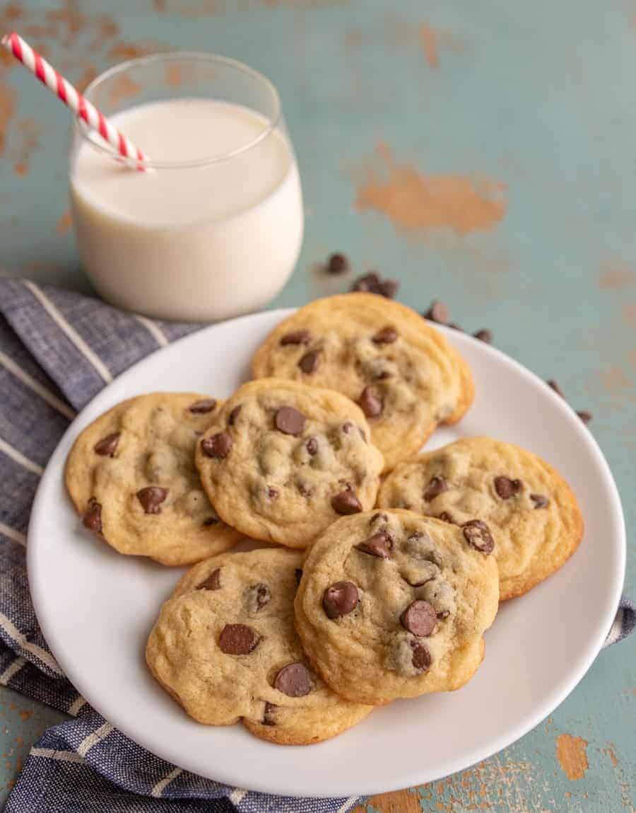 Super Small Batch Chocolate Chip Cookies Makes 6 Cookies