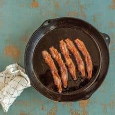 https://www.blessthismessplease.com/wp-content/uploads/2019/03/how-to-cook-bacon-in-cast-iron-2-225x225.jpg