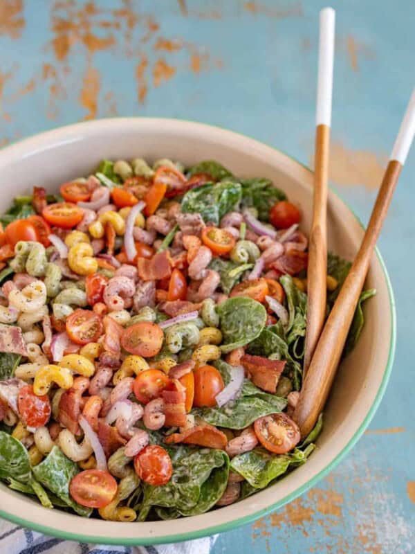 Summer is right around the corner, and this Spinach Bacon Pasta Salad is the freshest side dish for all the picnics, barbecues, and pool parties your heart desires.