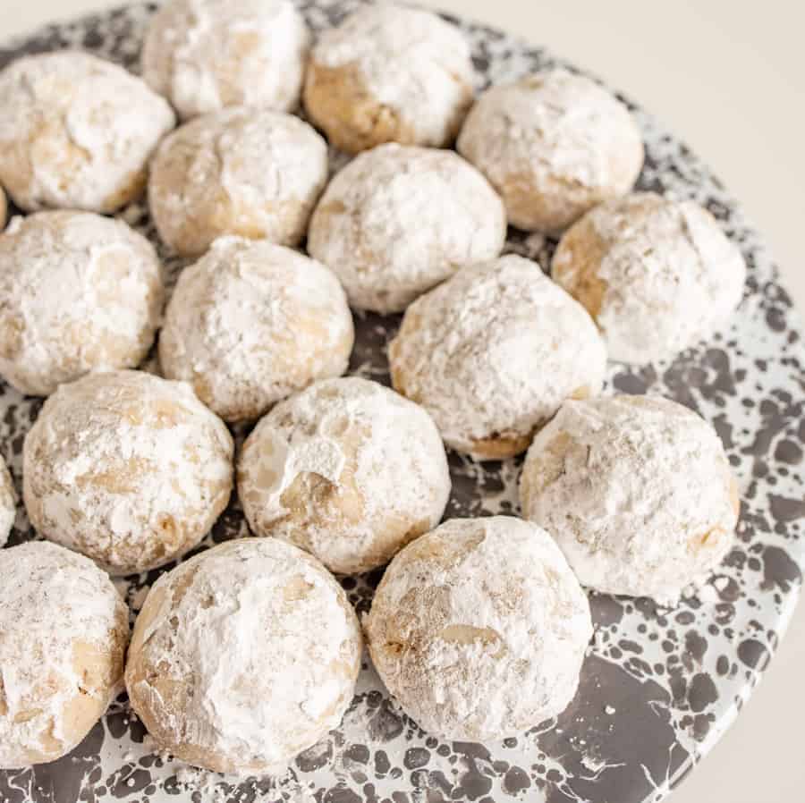 These bite-sized Easy Mexican Wedding Cookies are festive pops of a sweet and nutty dessert that isn't over-the-top rich.