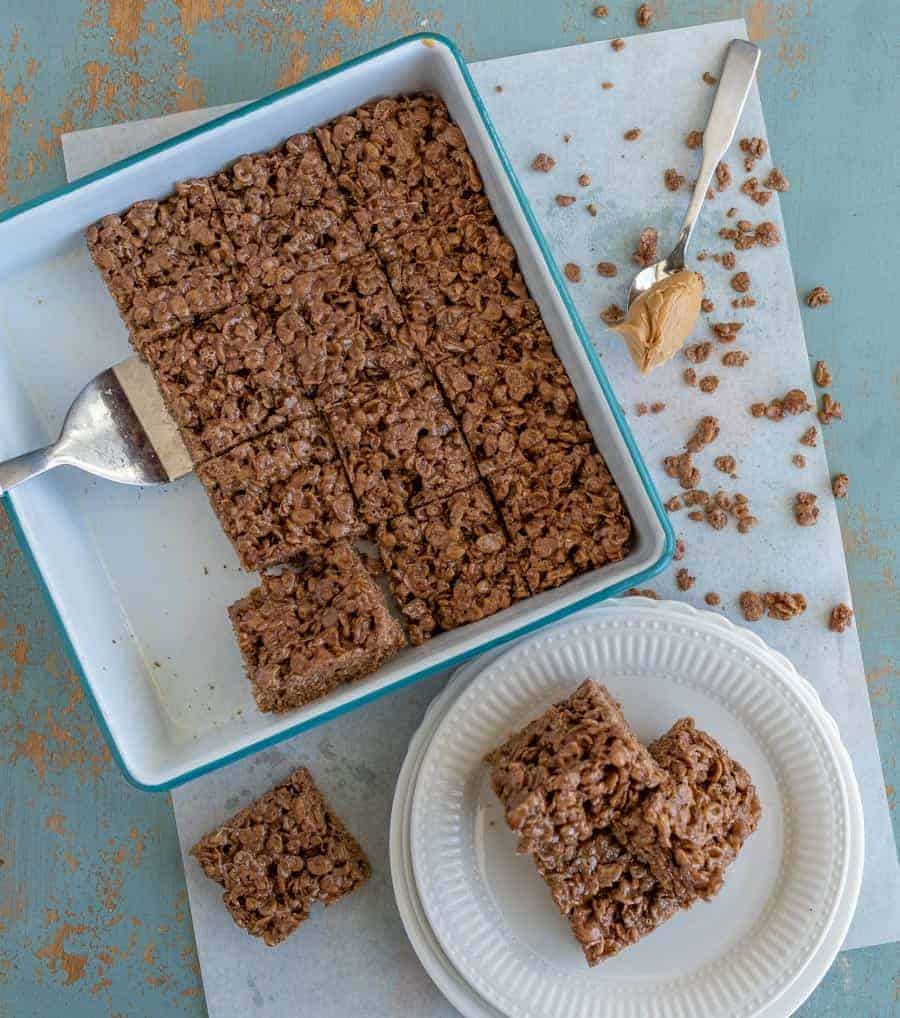 These Peanut Butter Chocolate Rice Crispy Treats are a rich take on the classic sweet snacks that peanut butter-chocolate lovers will just adore!