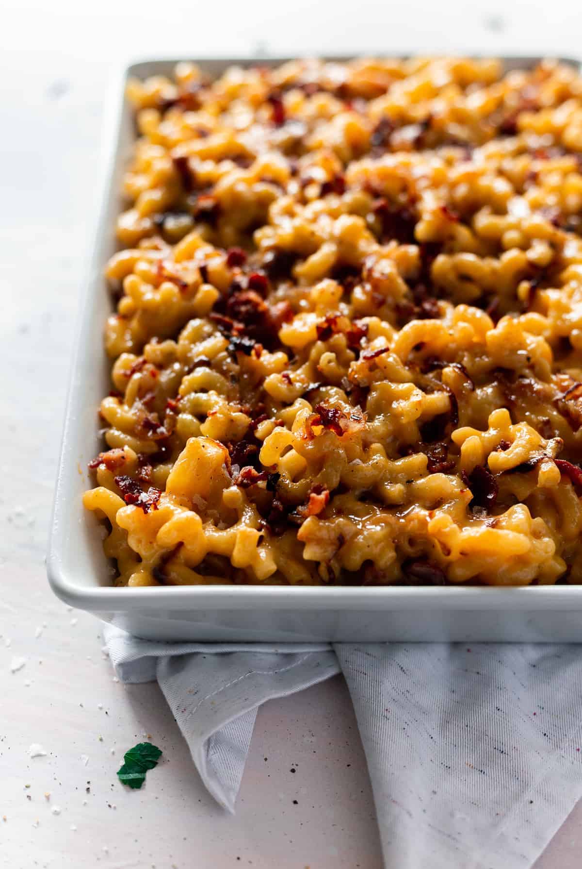 Is there anything better than bacon, caramelized onions, and cheese? According to this Creamy Baked Mac and Cheese with Bacon, absolutely not.