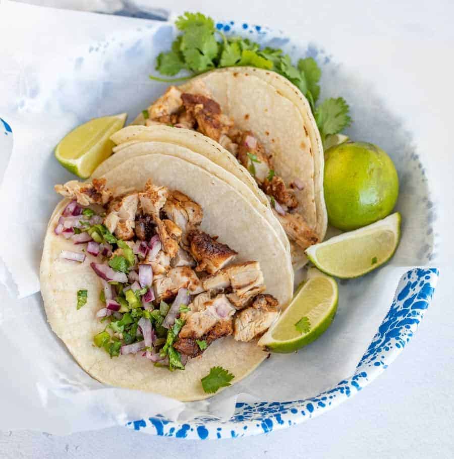 Taqueria-Style Chicken Tacos Recipe (30 Minutes!) - The Food Charlatan