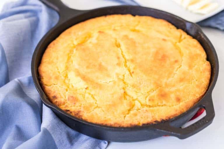 Old Fashioned Skillet Cornbread Buttermilk Cornbread Recipe