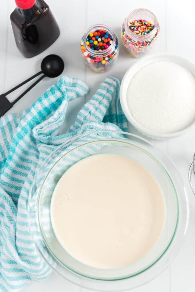 making easy snow ice cream