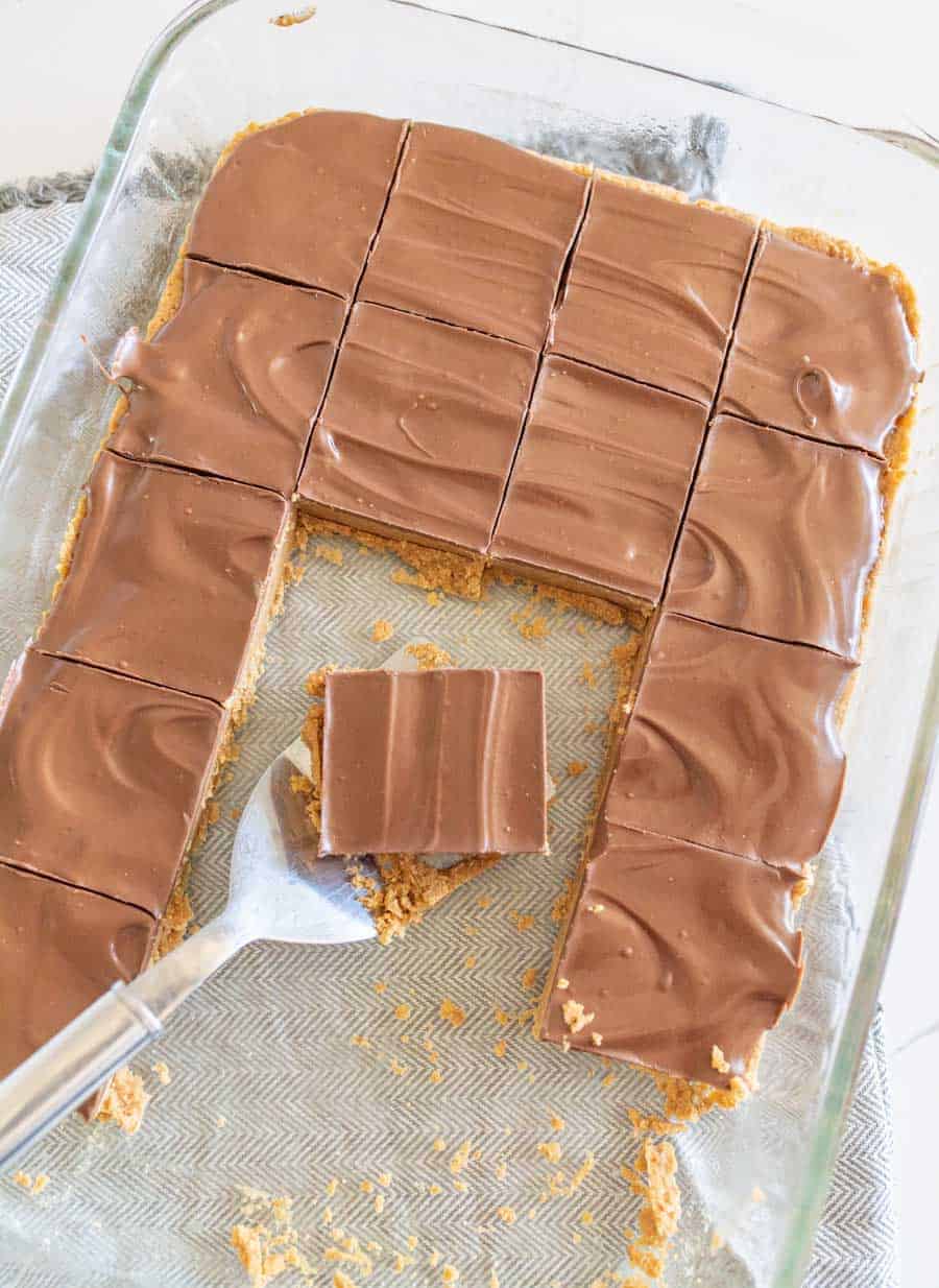 peanut butter chocolate bars cut and ready to eat