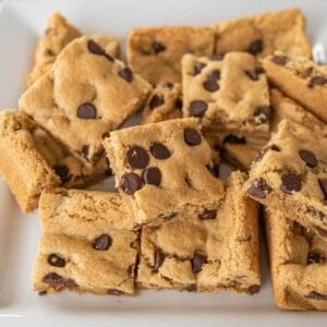 close up of gluten free chocolate chip cookie bars.