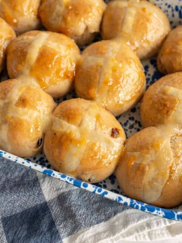 hot cross buns in a baking dish