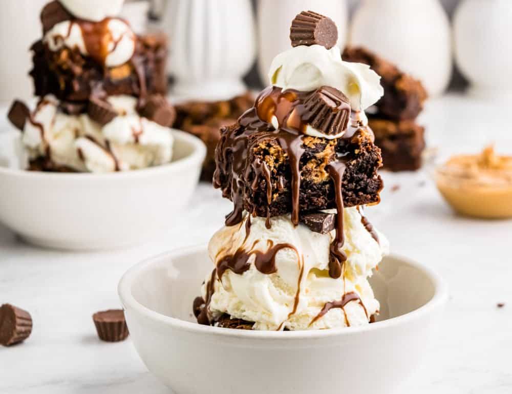 peanut butter brownie sundae in a bowl