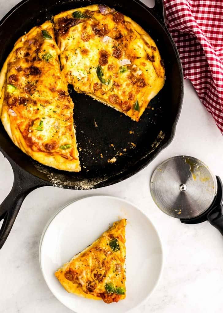 Easy Homemade Cast Iron Skillet Pizza - Hip Mama's Place