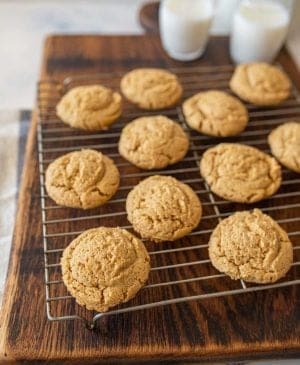 close up picture of peanut butter cookies on a cooling rack