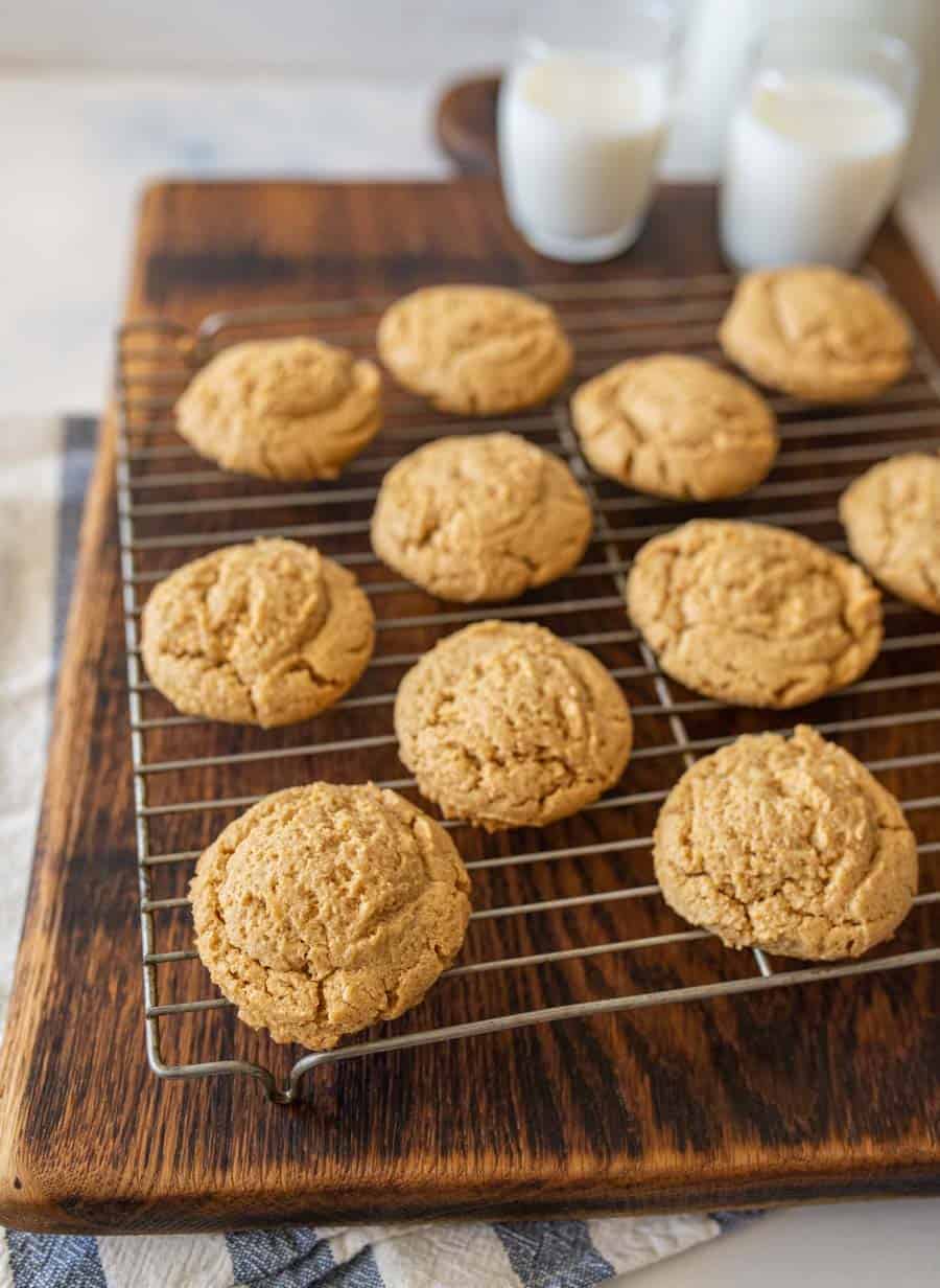 close up picture of peanut butter cookies on a cooling rack