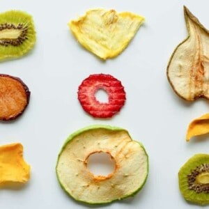 slices of dried fruit