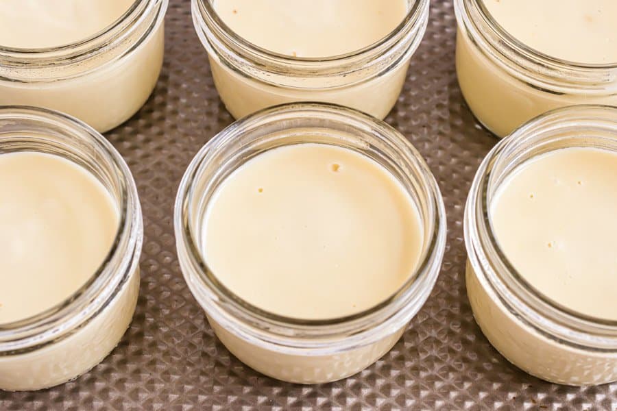 jars of vanilla pudding